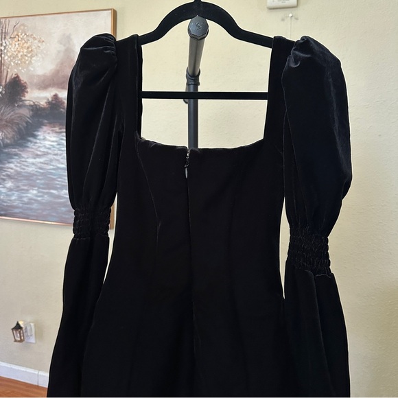 HOUSE OF CB size M 'Azaria' Black & Vintage Cream Mini Dress NWOT - Picture 9 of 16